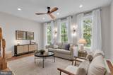 1122 Monroe Street - Photo 3
