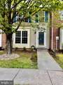 403 Chatham Square - Photo 20