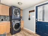 10399 Middle Road - Photo 11