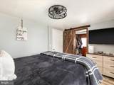 10399 Middle Road - Photo 15
