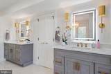 812 Coachway - Photo 31