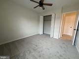 90 B Leeds Ct East - Photo 21
