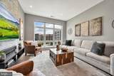 575 Goddard Boulevard - Photo 9