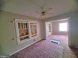 883 Patterson Avenue - Photo 9