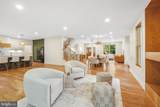 110 Geneva - Photo 15