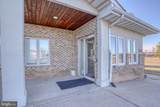 642 Queen Street - Photo 2