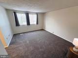 3102 Holly Berry Court - Photo 23