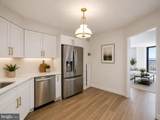 2138 Harmon Cove Tower - Photo 17