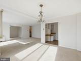 10201 Grosvenor Place - Photo 13