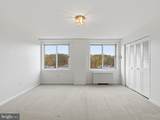10201 Grosvenor Place - Photo 28
