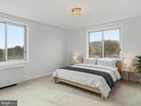 10201 Grosvenor Place - Photo 30