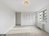 10201 Grosvenor Place - Photo 32