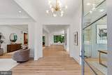6908 Carmichael Avenue - Photo 4