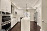 1609 Levis Street - Photo 6