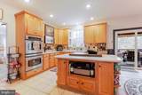 8007 Pembroke Circle - Photo 7