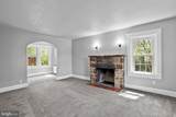 8633 Fowler Avenue - Photo 10