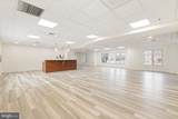 7040 Oxford Avenue - Photo 10