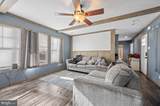 1142 Spring Grove - Photo 2