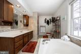 21 Lexington Manor - Photo 51