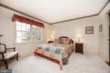 21 Lexington Manor - Photo 57
