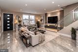 6010 Lexington Avenue - Photo 9