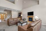 9345 Baker Street - Photo 10