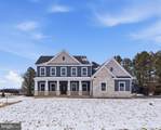 200 Mistletoe Lane - Photo 40