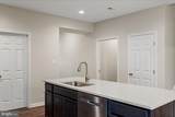 253 Rossmann Blvd - Photo 20