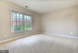 904 Oak Knoll Terrace - Photo 38