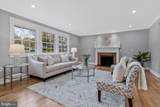 1915 Shannon Court - Photo 4
