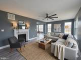 6054 Wilmington Avenue - Photo 2
