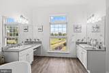 17054 Constitution Highway - Photo 15