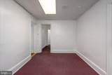 824 Queen Street - Photo 37