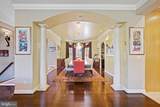 11724 Gainsborough Road - Photo 9