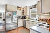 6302 Shiplett Boulevard - Photo 3