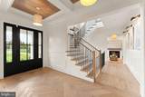8230 Weller Avenue - Photo 8