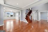 107 Paris Court - Photo 10