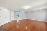 107 Paris Court - Photo 32