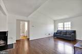302 Peters Way - Photo 4