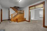 425 Lincoln Way West - Photo 6