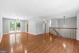 9812 Oleander Avenue - Photo 9