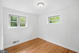 10207 Brunswick Avenue - Photo 16