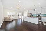 5812 Rochefort Street - Photo 9