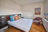 210 Washington Square - Photo 32