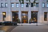210 Washington Square - Photo 37