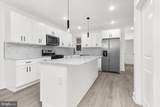 515 Abbottsford Avenue - Photo 9