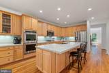 8000 Pohick Road - Photo 7