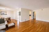 2884 Glenora Lane - Photo 7
