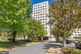10201 Grosvenor Place - Photo 19