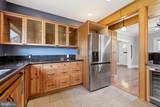 1019 Stirling Street - Photo 10
